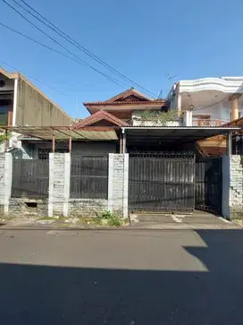 Jual rumah bonus kosan dekat MRT Blok A Kebayoran Baru Jaksel