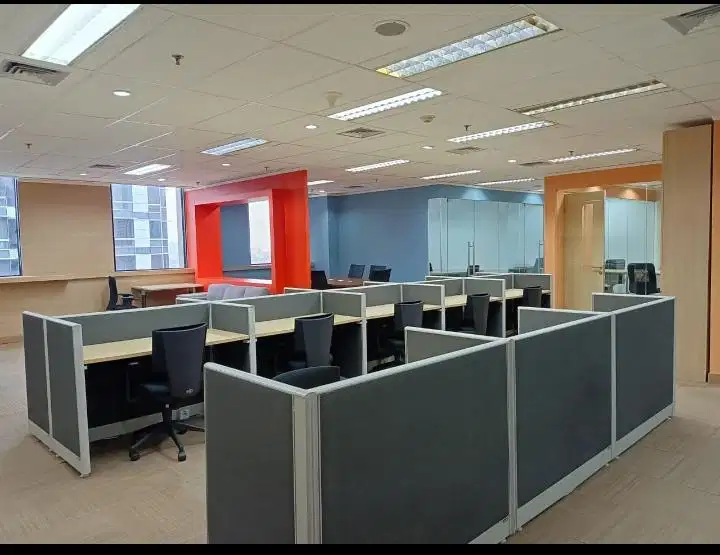 Sewa Kantor Full Furnish 230 m2 di Artha Graha SCBD, Strategis, Nego