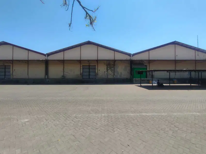 Modern Loading Dock Luas 1225m² - Safe n Lock - Sidoarjo
