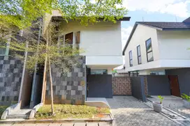 Rumah Murah Luas Bagus Dekat Mall Di Pasar Rebo Siap KPR J18482