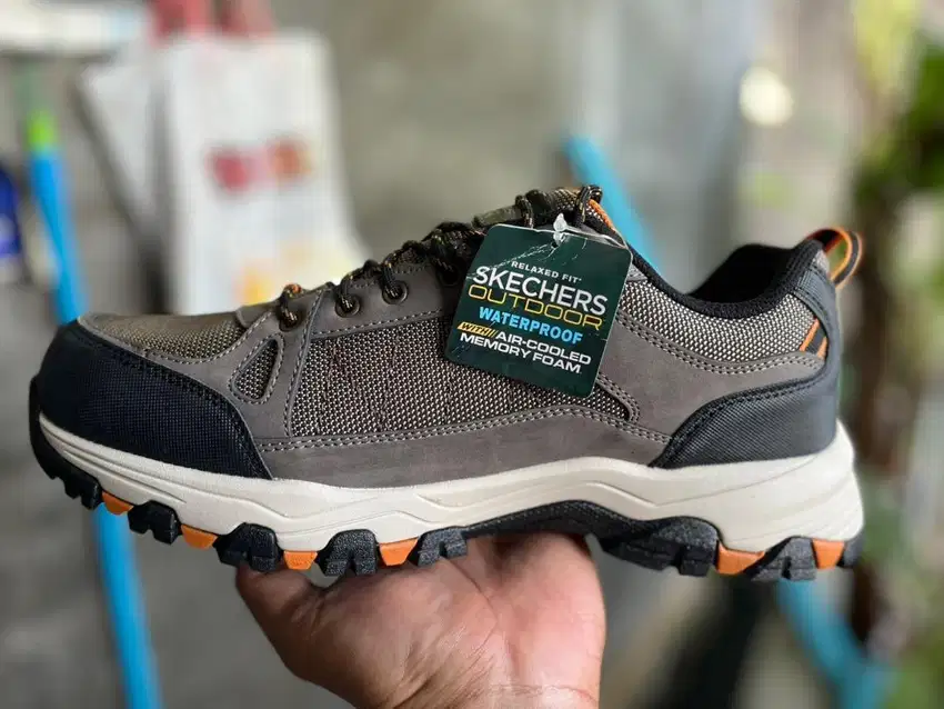 SKECHERS SELMEN CORMACK DARK TAUPE