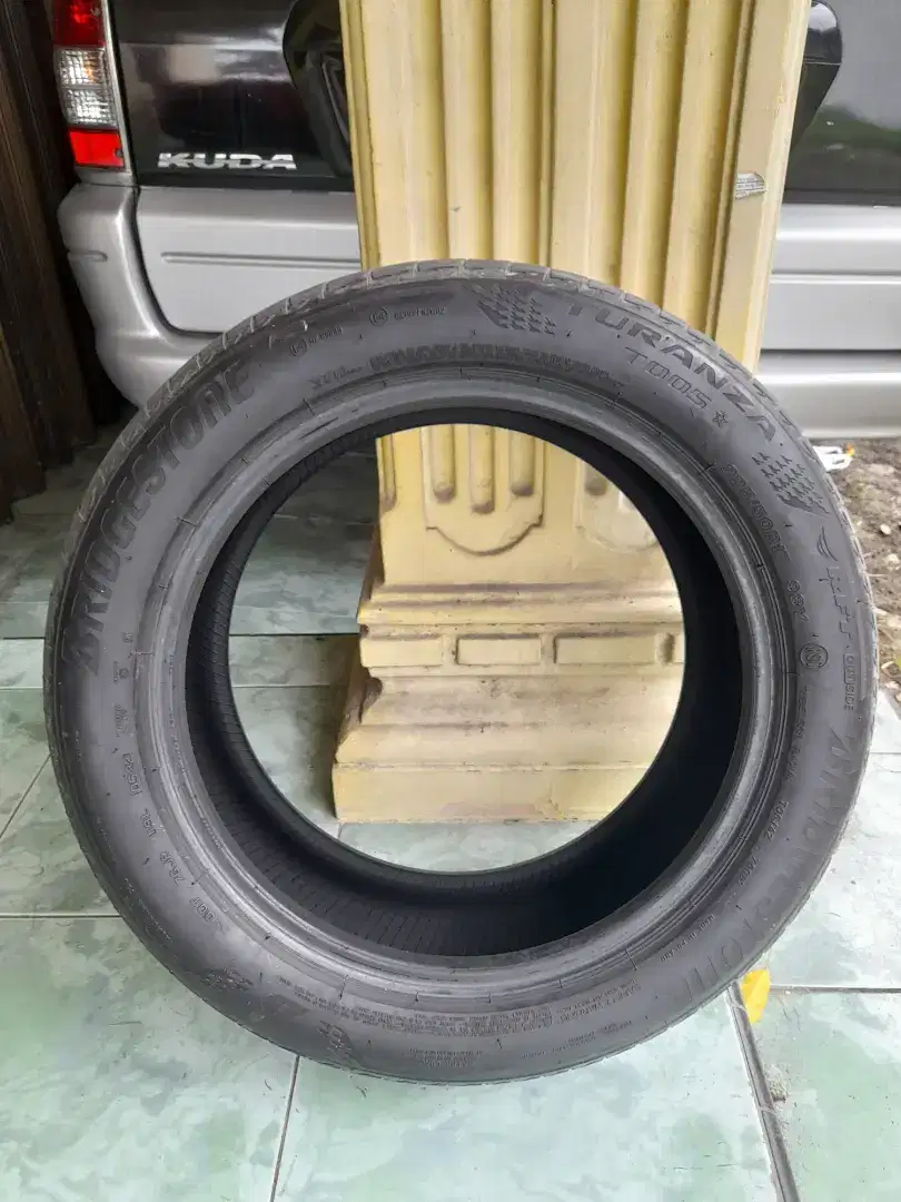 Ban Bridgestone RFT 95 % 225/50/R17 BMW Mercedes