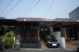 Rumah Bagus Siap Huni Nego Bisa KPR Strategis 20 menit dari Kebayoran
