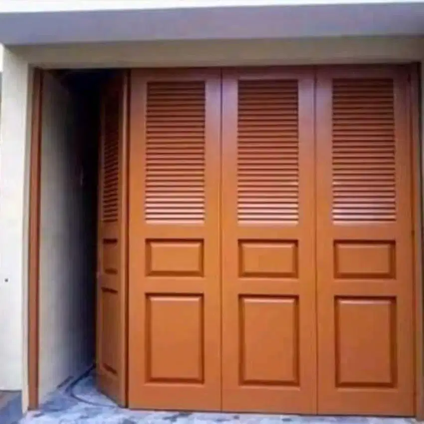 Pintu Garasi besi dan Handerson