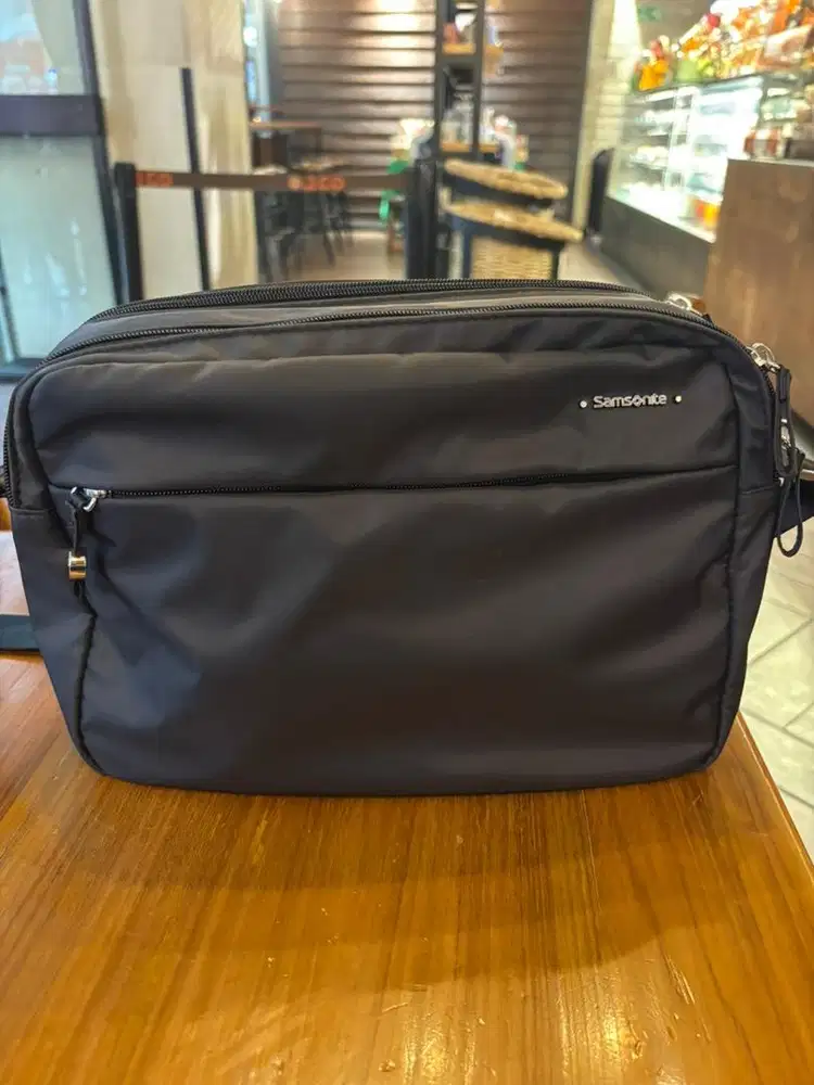 Samsonite Black