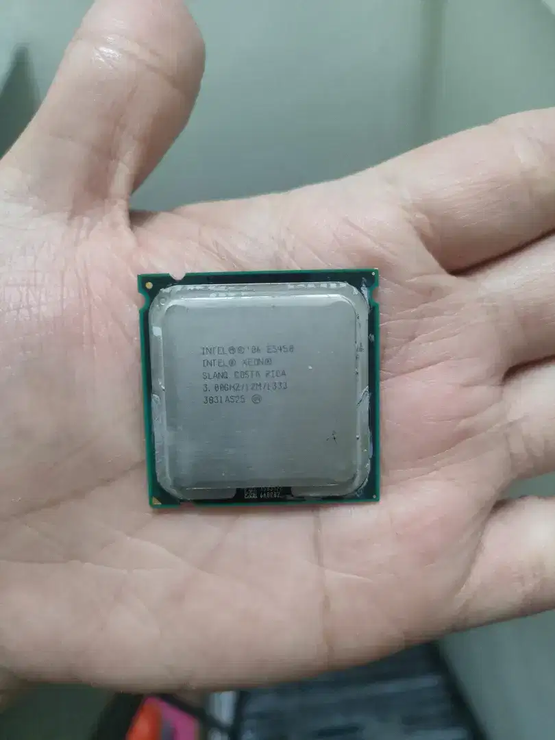 Dijual prosesor Intel Xeon E5450 LGA 775 (mod)