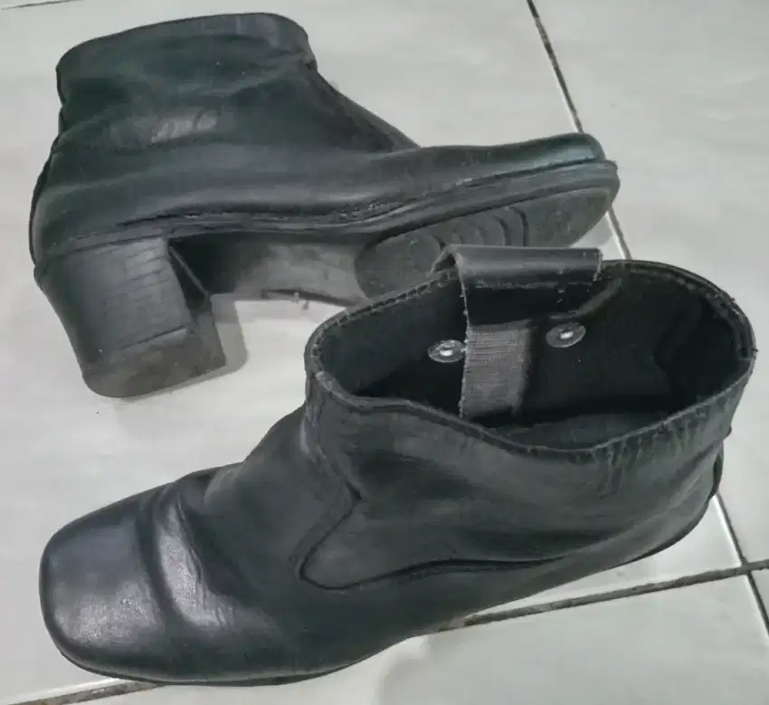 Sepatu Fantopel Wanita Bekas size 37