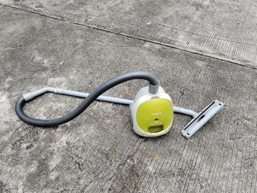 Vacum Cleaner Penyedot Debu Panasonic