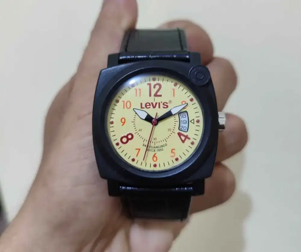 Jam tangan levis orignal