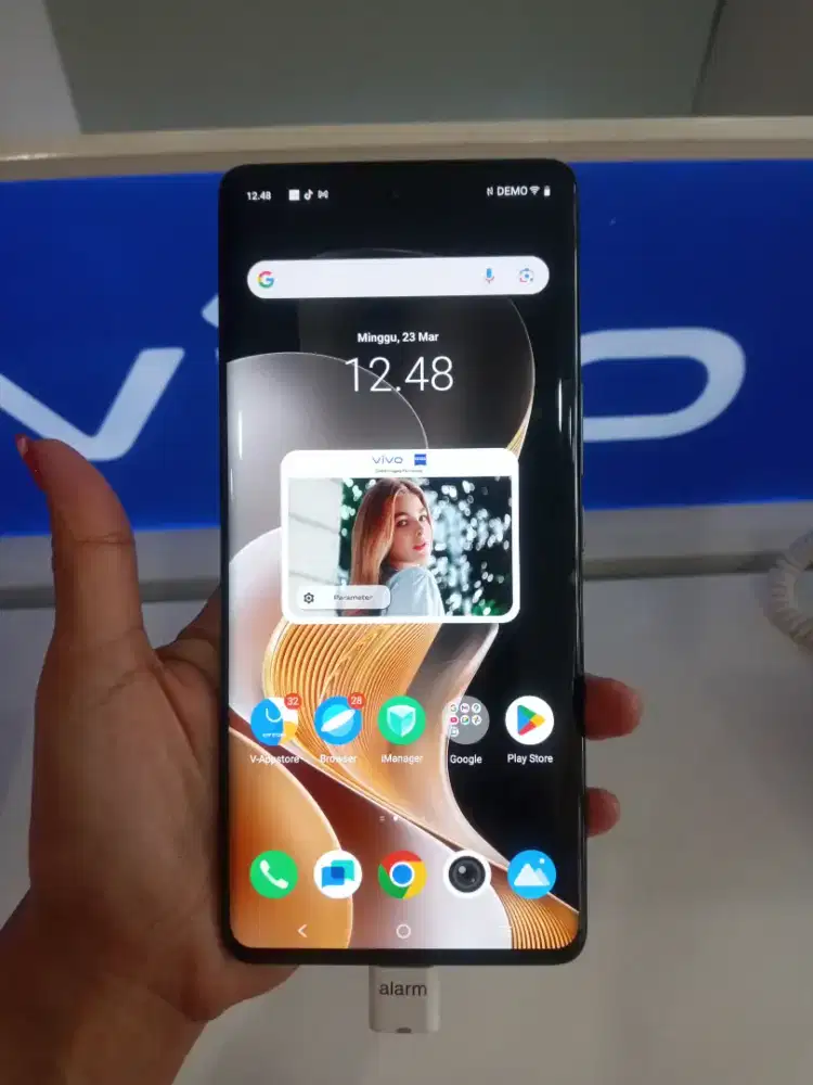 Kredit ViVO V40 cicilan Tanpa DP dan bunga bisa 0% hanya di Homecredit