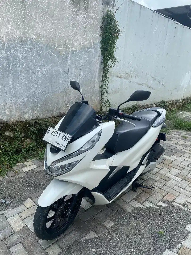 Honda Pcx 150 Cbs Putih Glossy