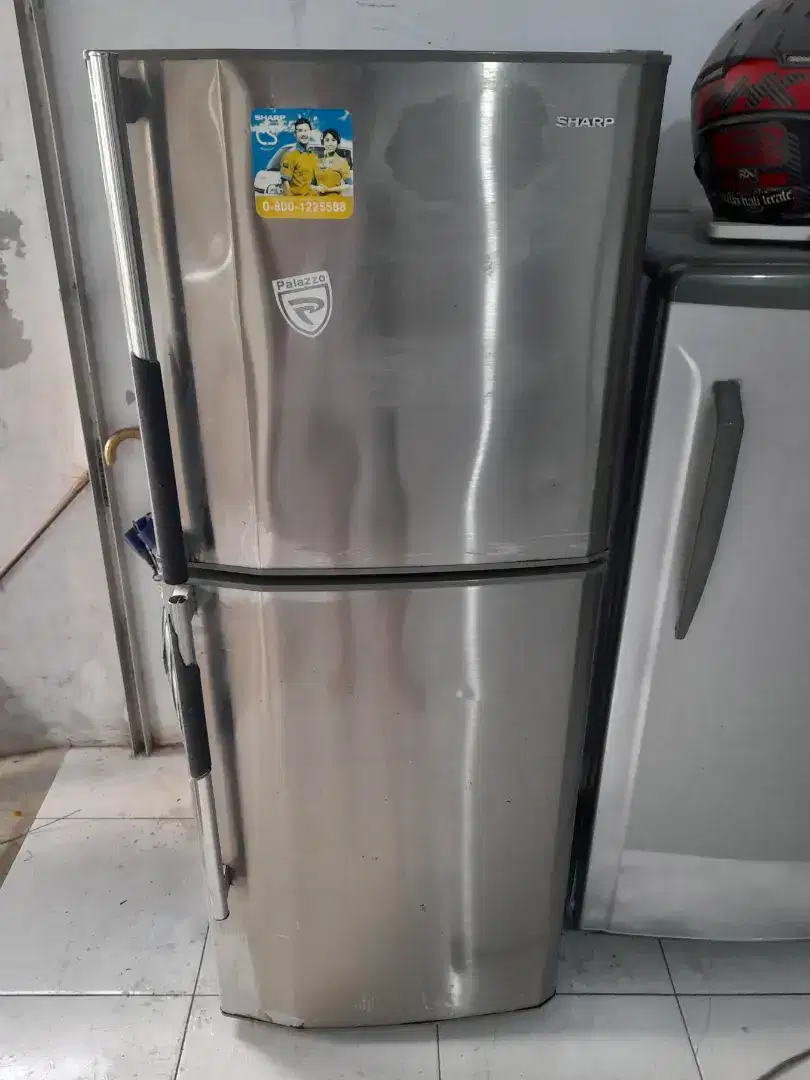 Kulkas 2 Pintu SHARP