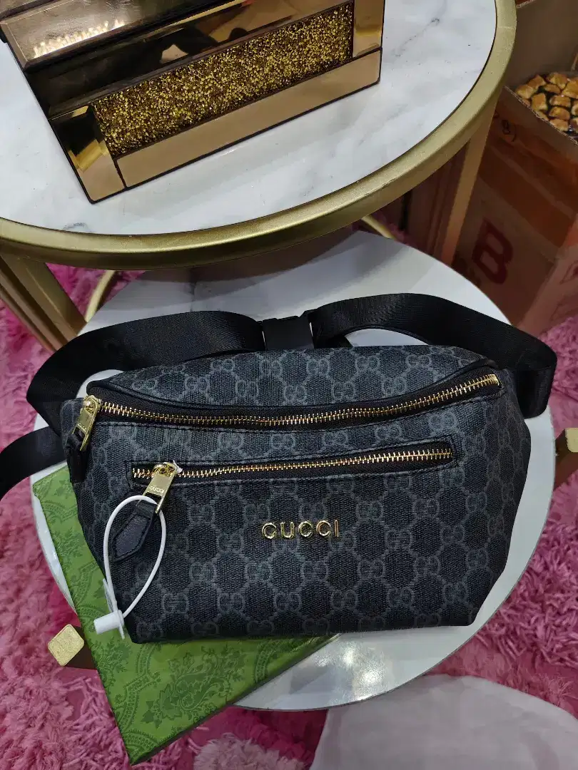Waistbag kulit import motif GC