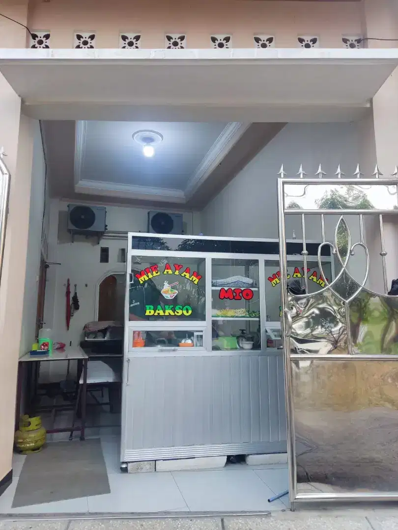 Gerobak dan kulkas second