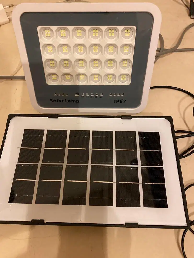 Dijual Solar lamp nyala bisa 5 jam