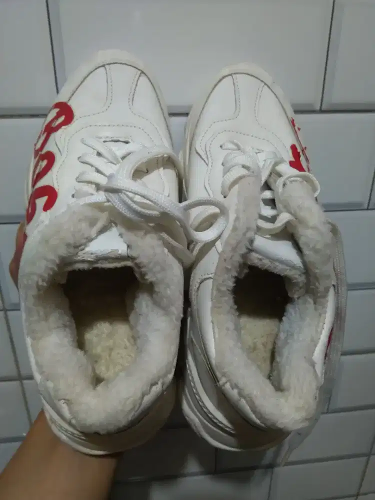 Sepatu BOKENA uk38
