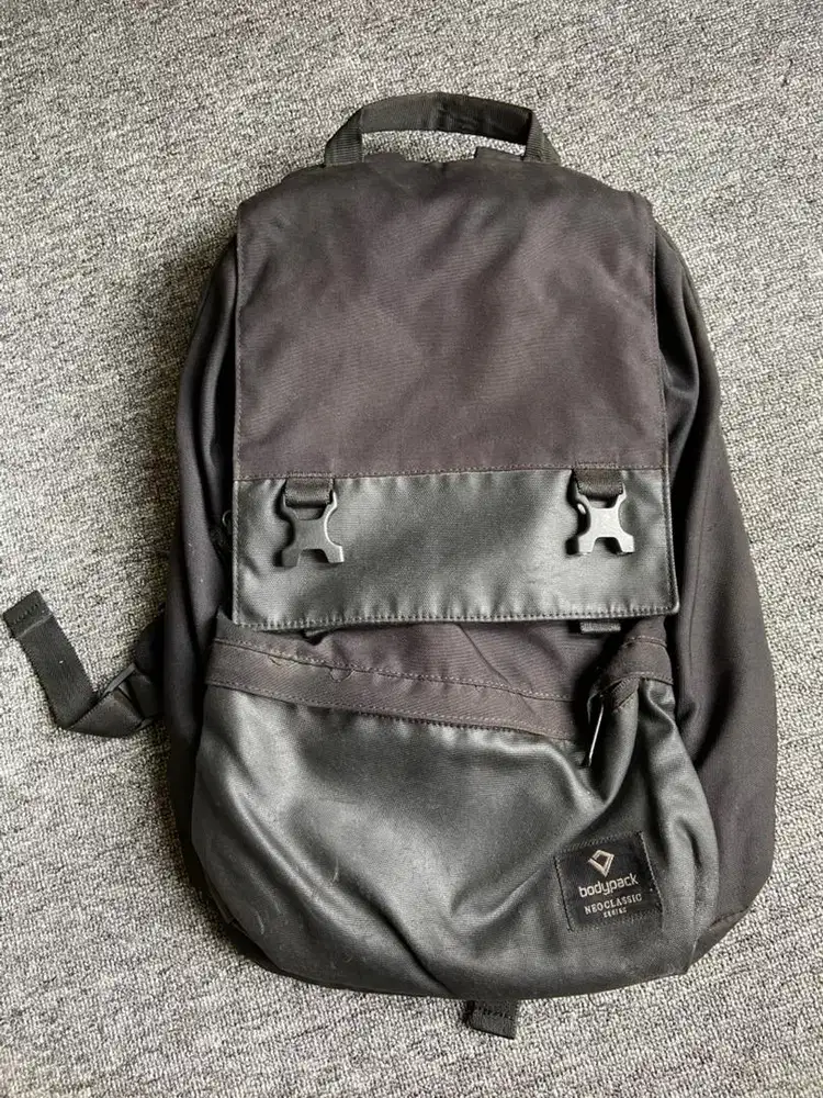 DIJUAL TAS RANSEL GENDONG MERK BODYPACK WARNA HITAM