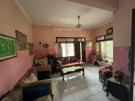 Rumah Area Bebas Banjir Dekat Akses Umum Di Kayu Manis S8374