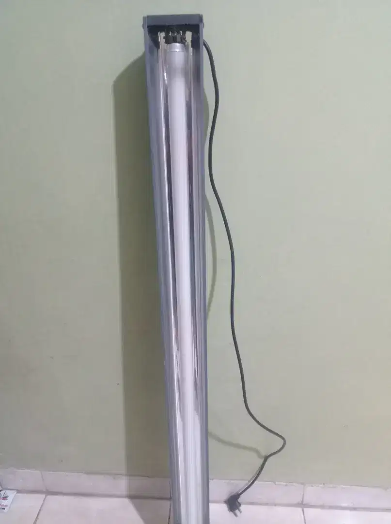 Lampu panjang lifetech