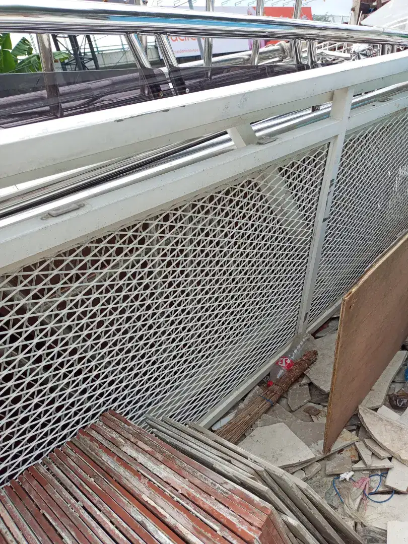 Railing tangga & balkon kawat Expanda