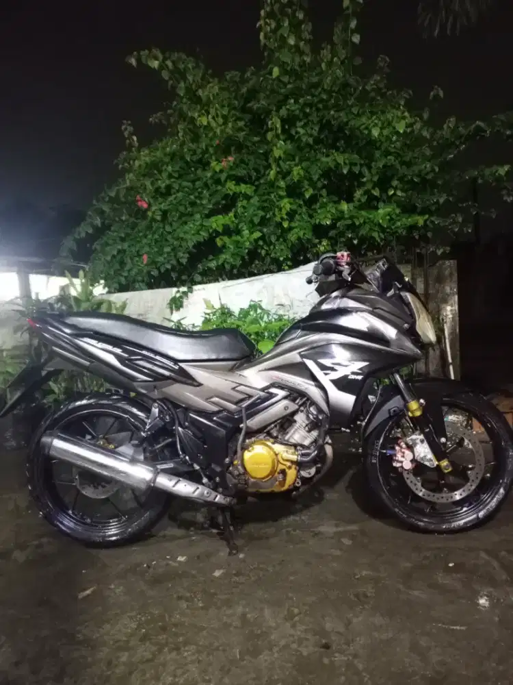 Honda cs1 tahun 2009