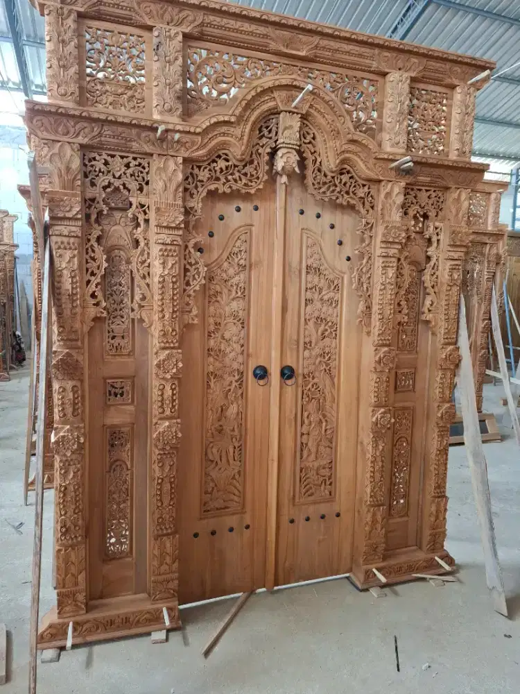 gebyok pintu ramayana 200x250