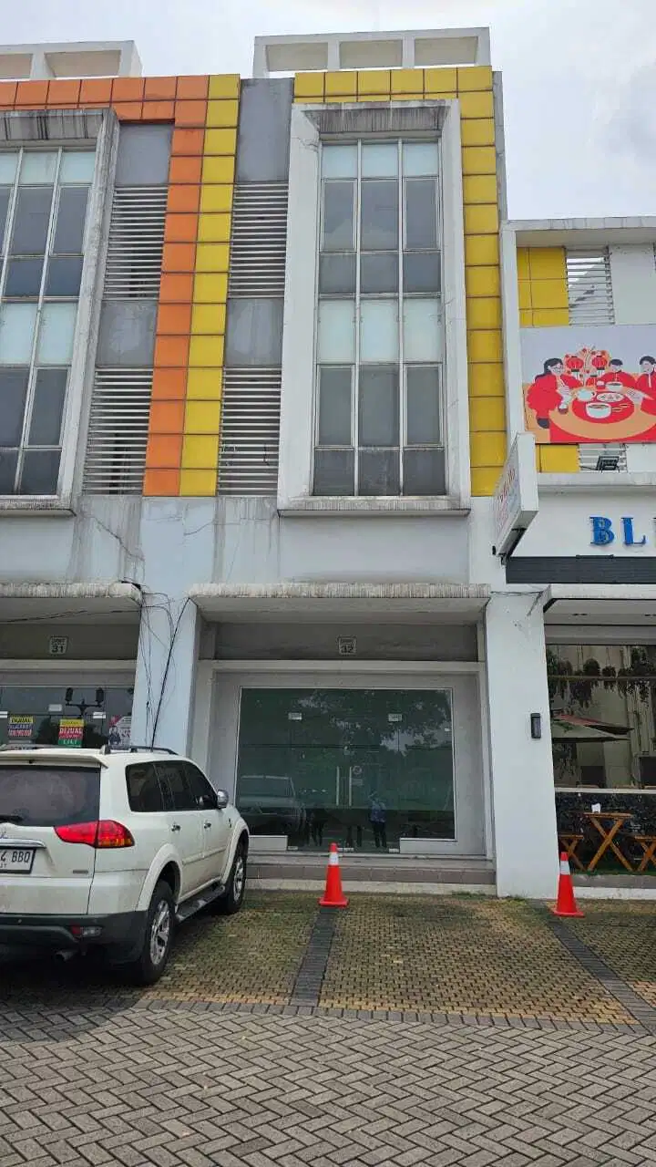 Ruko Darwin 3 Lantai Strategis cocok untuk Kantor / Usaha