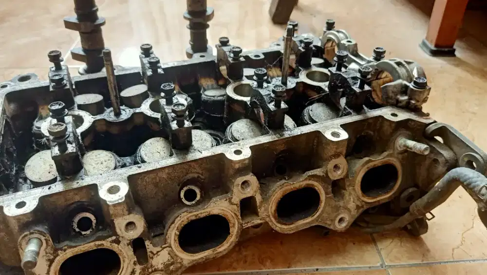 Head Block Machine Avanza 2011 original bekas