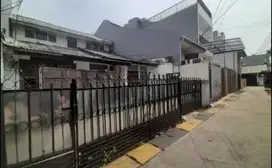 Dijual Murah Rumah Bangunan Lama dan harga dibawah NJOP Kelapa Gading