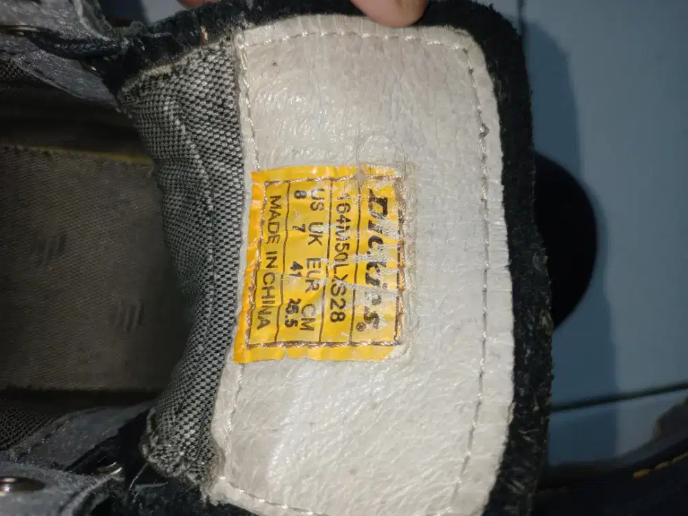 Sepatu Dickies Kulit