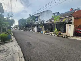Dijual Rumah Hitung Tanah, Lokasi Paling Favorit, Dekat GM, Surabaya