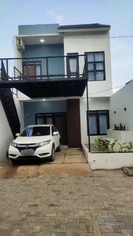 Rumah 2 Lantai Modern Timur Cibubur Free Biaya daan AC