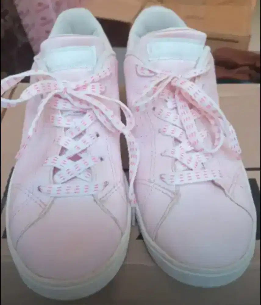 Sepatu ADIDAS ORI size 37