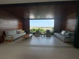 For Lease: 3-Bedroom Penthouse Apartment