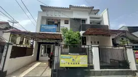 Turun harga rumah mewah PCP 1 depan taman dan Mesjid Hook