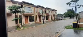Dapatkan Rumah 2 Lantai dengan Desain Kustom dan Fasilitas Lengkap