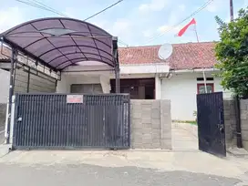 Dijual cepat rumah luas 1 lantai di Komplek Ujungberung Kota Bandung