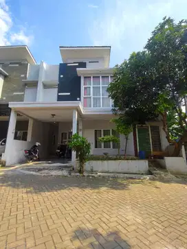 Rumah siap huni di cluster pondok kelapa jakarta timur