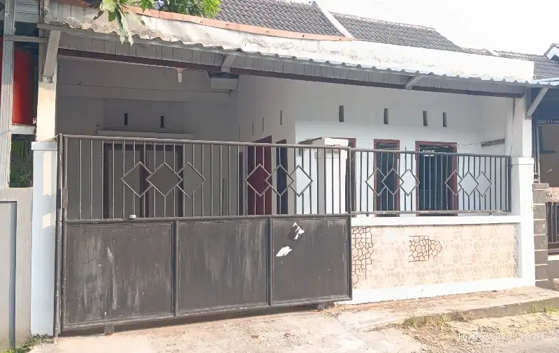 Sudah dengan perabotan nya, dekat kampus