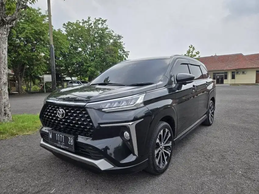 Avanza Veloz Q TSS at / matic 2022 # dp minin 15 jt - record