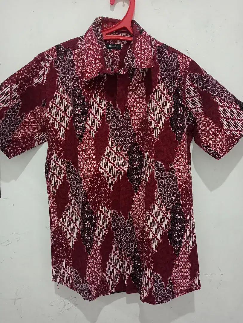 Kemeja batik pria merk KARUNIA size M