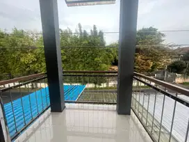 Jual Rumah Nyaman di Pinggir Jalan Utama