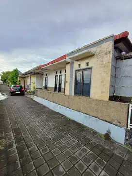 RUMAH MINIMALIS GUNUNG SOPUTAN LINGKUNGAN ELITE