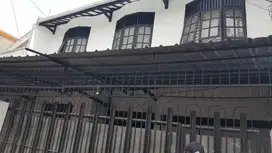 Dijual Rumah Usaha Area Bisnis Dekat Widya Mandala,Unair Di Bronggalan