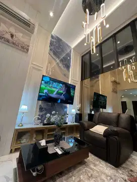 Jual Rumah Mewah Ada Kolam Ikan Lokasi Semayang Asya JGC Jakarta Timur