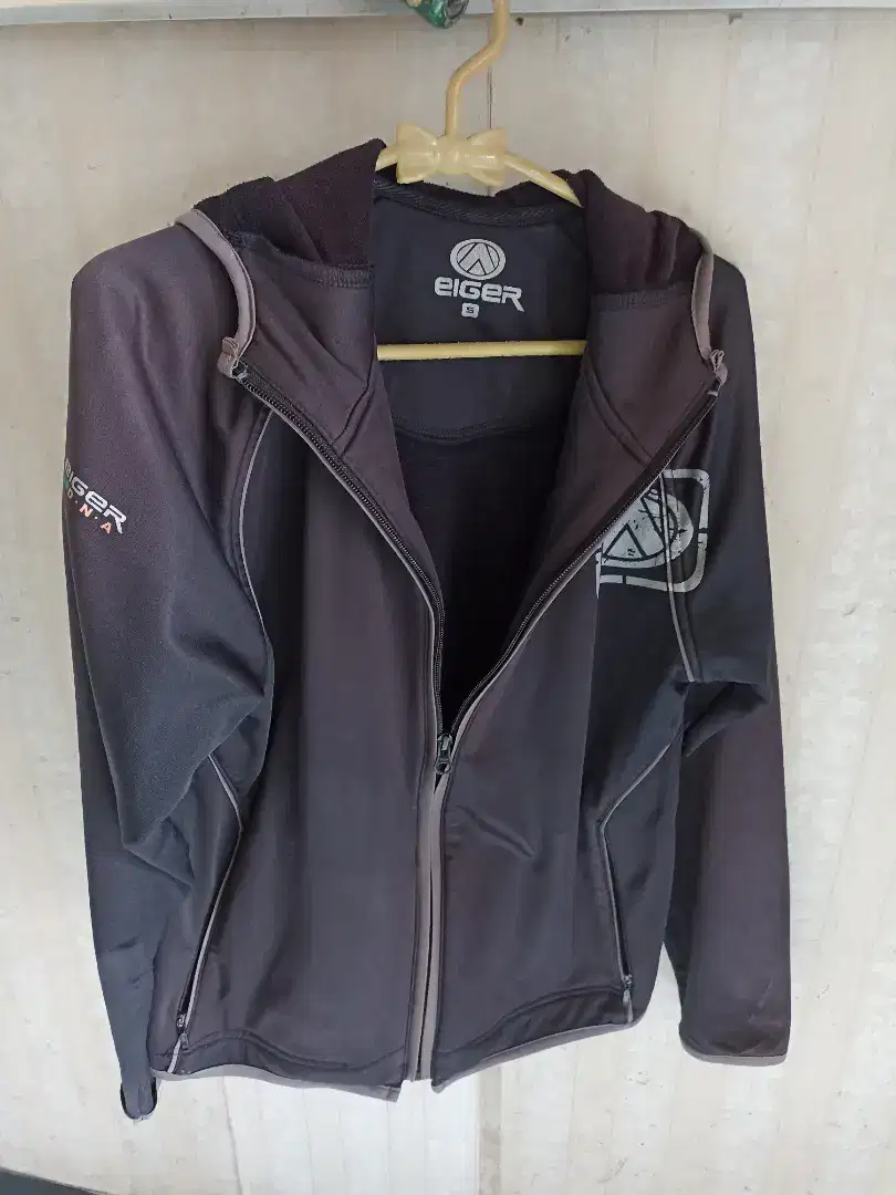 Jaket eiger size s