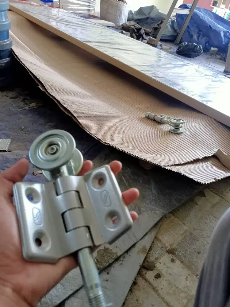 Jual Aksesoris pintu garasi merk WINA SS lengkap semua tipe di Bandung