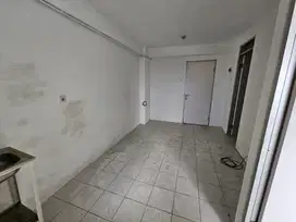 Di Jual Apartemen sertifikat, 2 kamar kosongan tower Alamanda Lt. 22