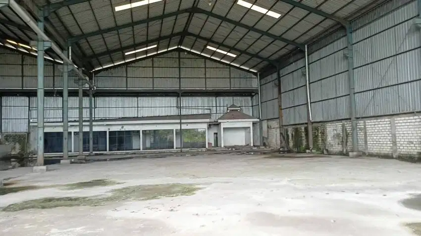 ‼️ DIJUAL GUDANG LANGSUNG PAKAI, STRATEGIS LEBAR 40m MANYAR, GRESIK ‼️