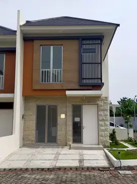 Rumah Baru Siap Huni di Greenland Residence Cluster Garbera